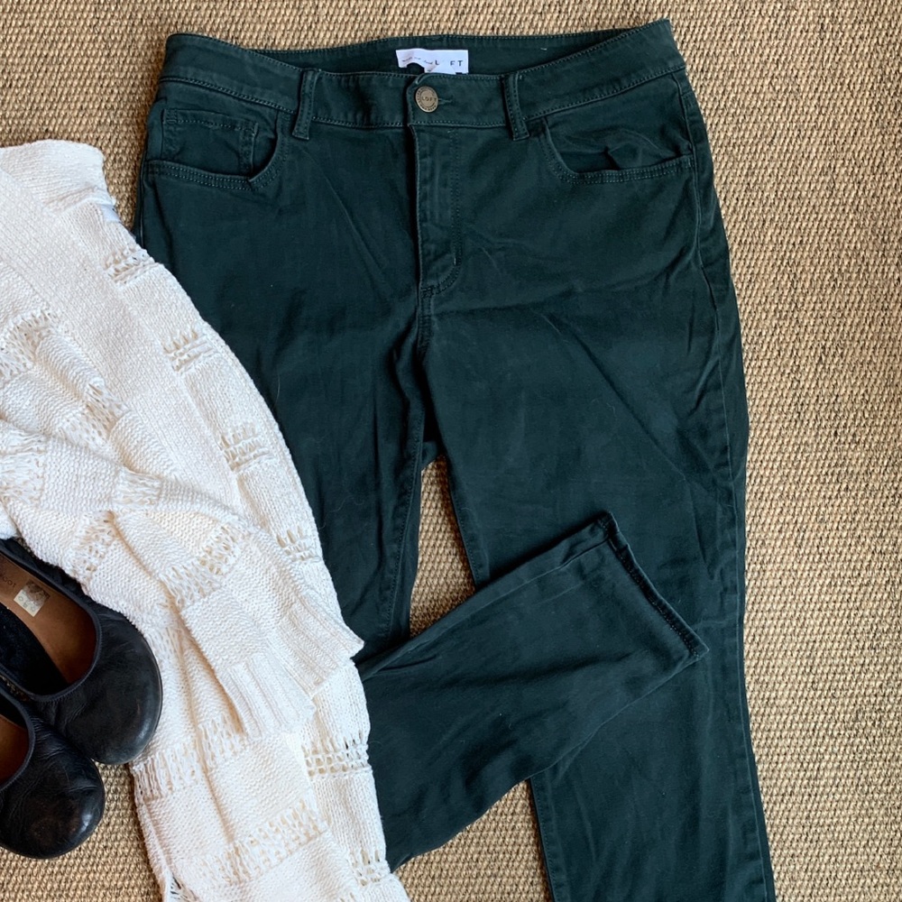 Loft pants - skinny-ish fit, size 6